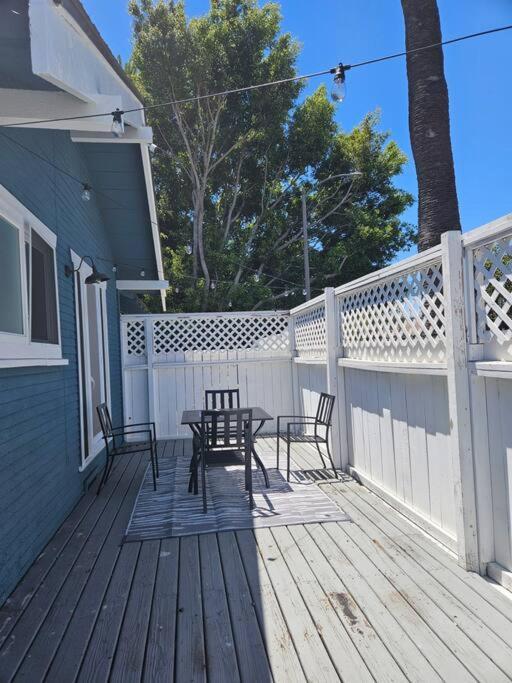 Entire Home In Historic Long Beach Close To Shops Екстериор снимка