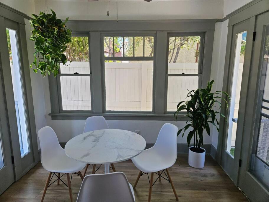 Entire Home In Historic Long Beach Close To Shops Екстериор снимка